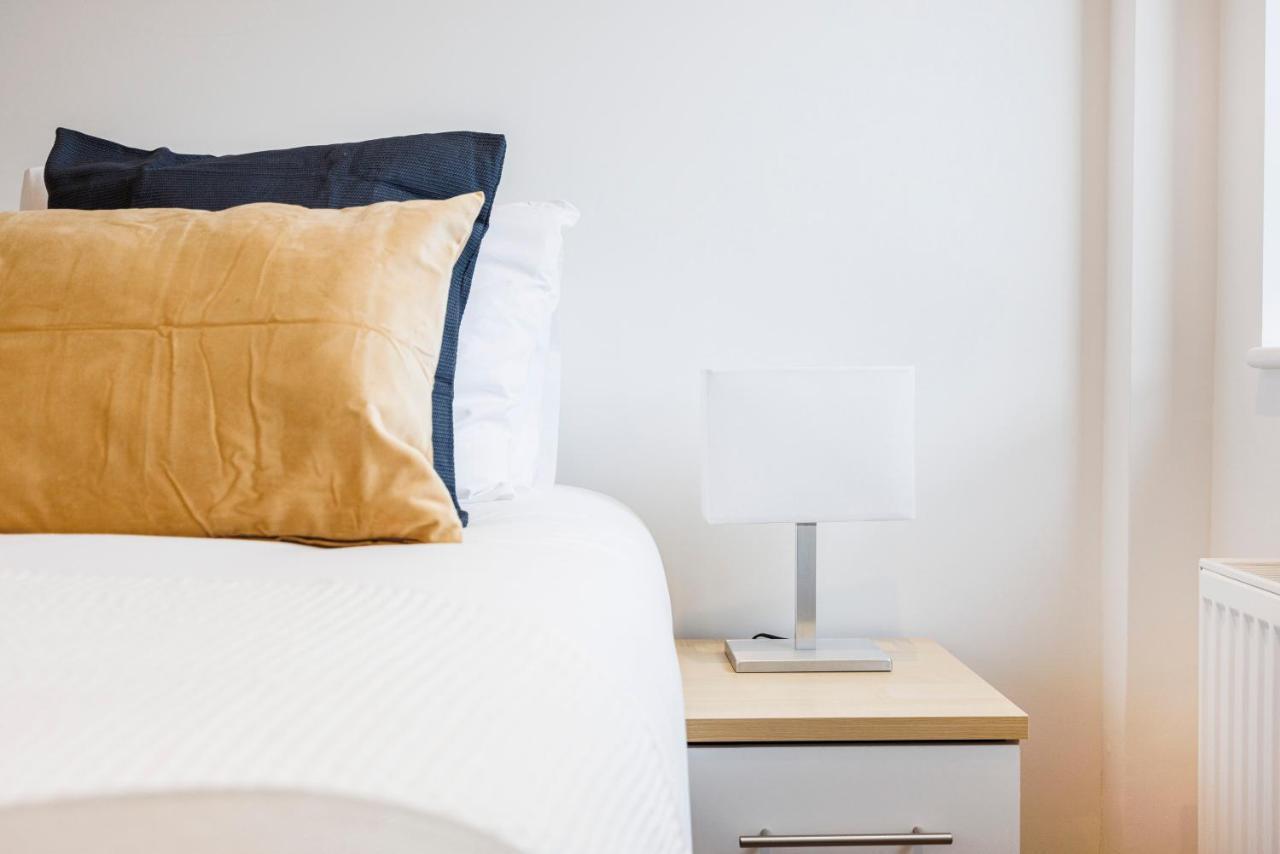 Cresta House - Modern Apartments Λούτον Εξωτερικό φωτογραφία